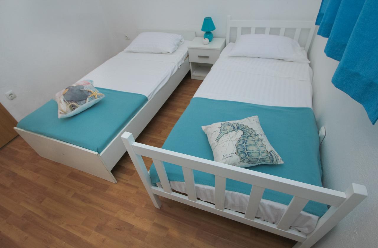 Apartment Afrodita Kaštela Екстериор снимка