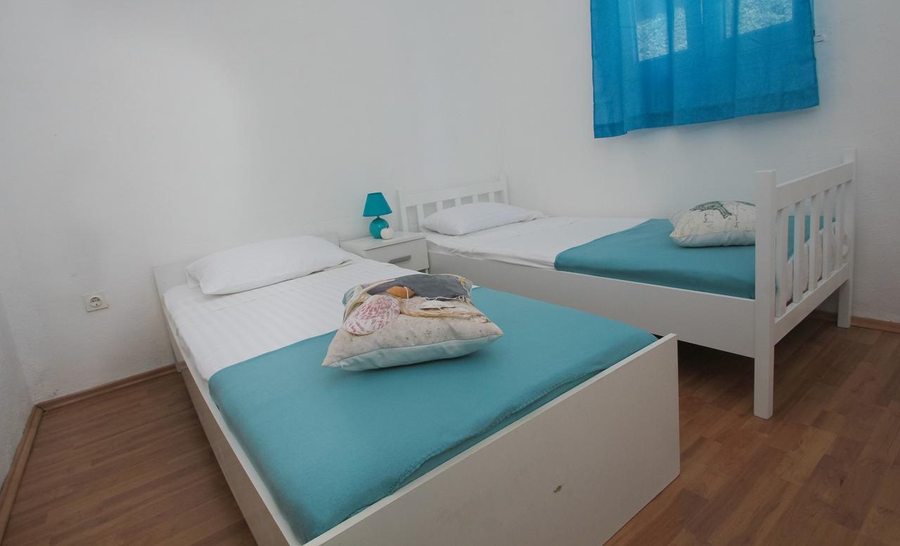 Apartment Afrodita Kaštela Екстериор снимка