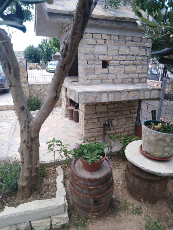 Apartment Afrodita Kaštela Екстериор снимка